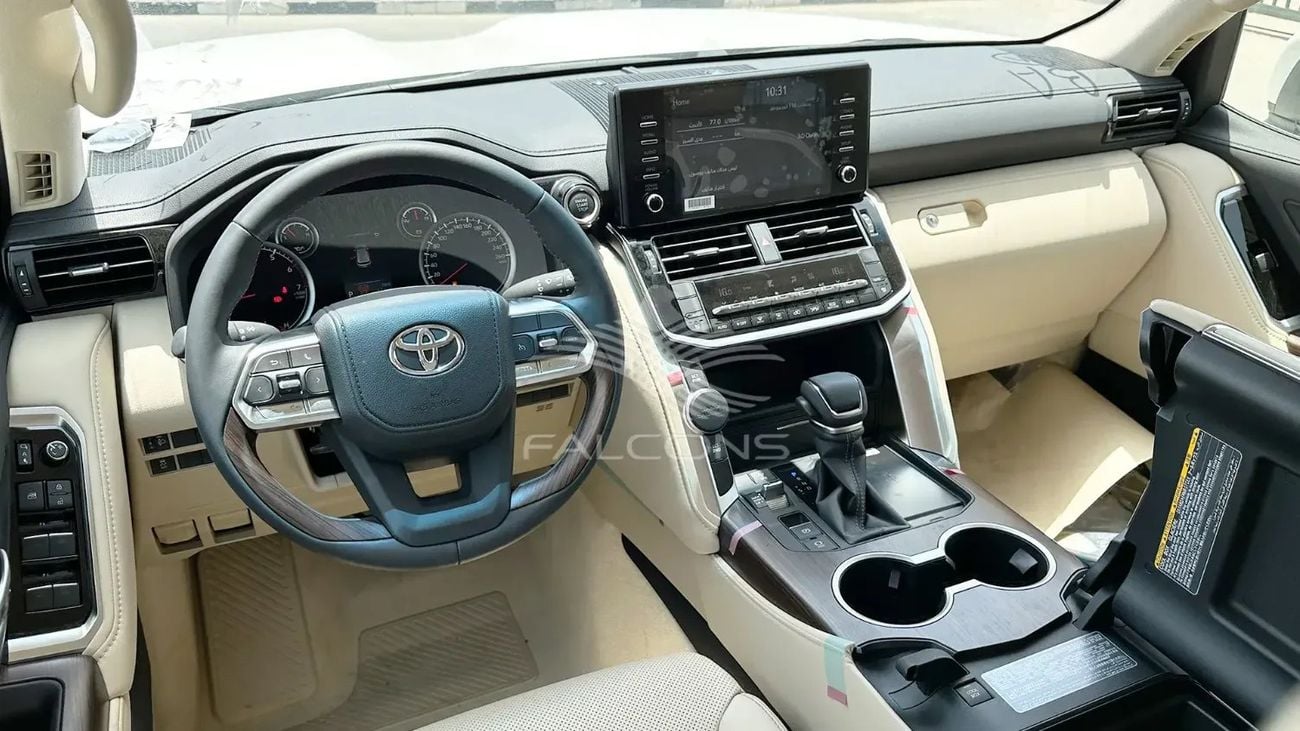 تويوتا لاند كروزر Toyota LC300 4.0L GXR
