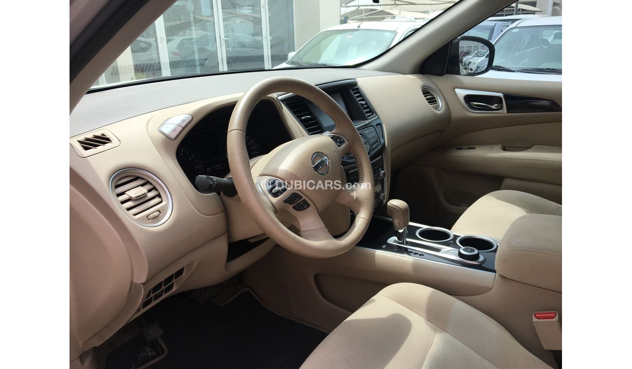 نيسان باثفايندر نحن نقدم : * خدمات تمويل السيارات على البنوك * ضمان ممدد * خدمات التسجيل / التصدير