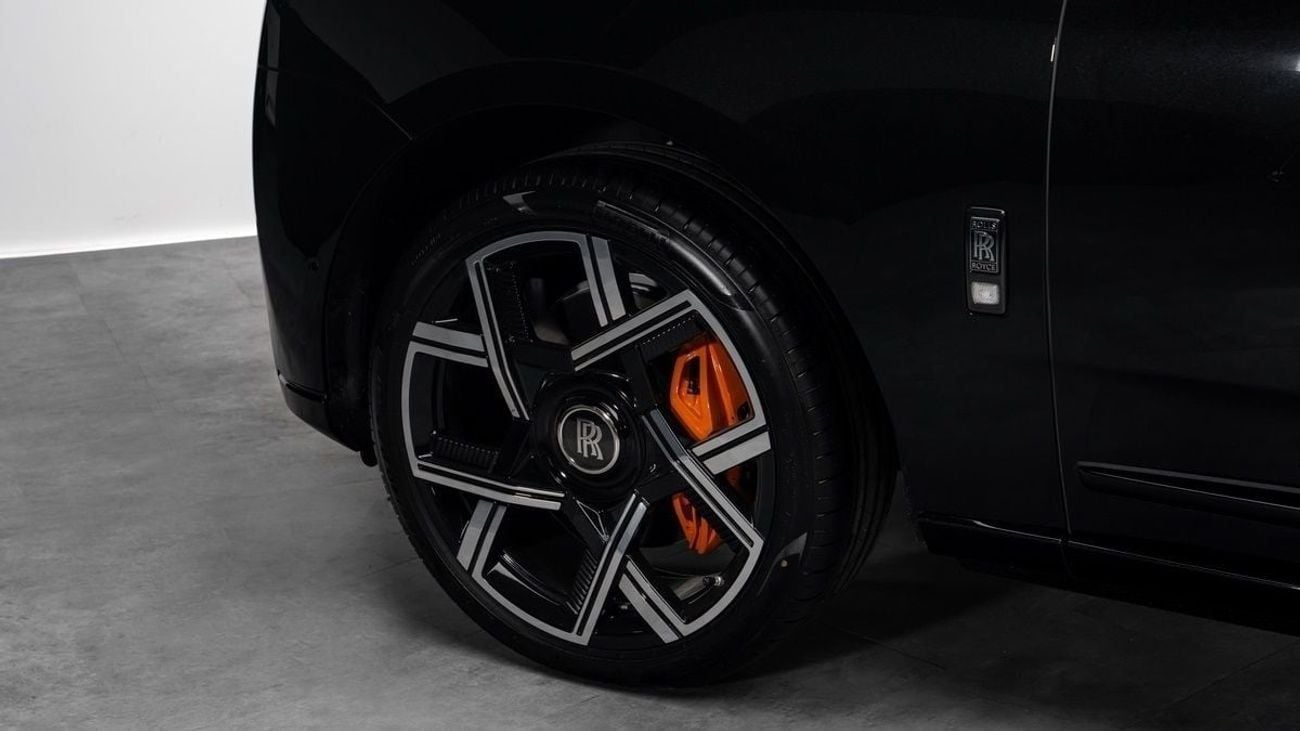 رولز رويس كولينان Black Badge - 2026 - GCC Specs - Under Warranty and Service Contract