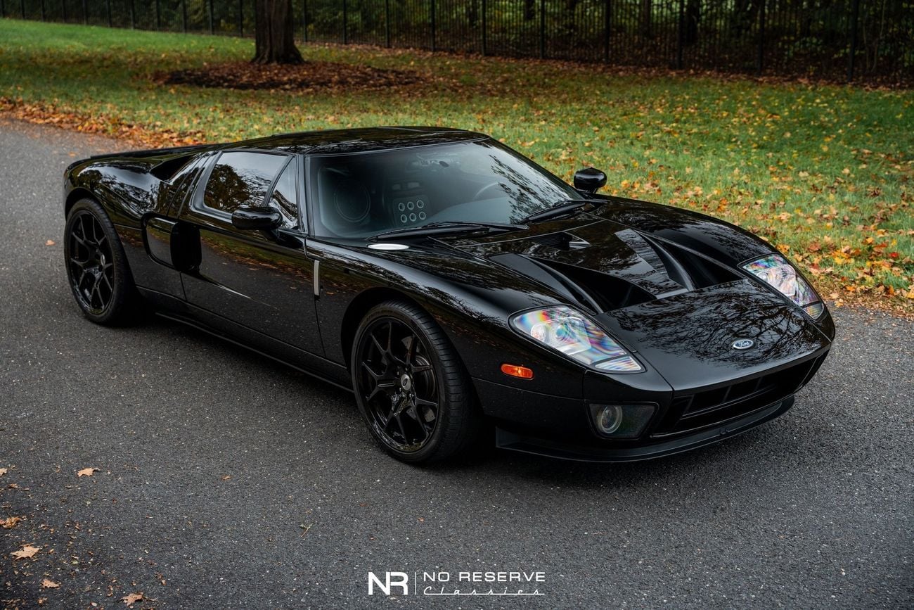 Ford GT Rare 1 of 14 Stripe Delete