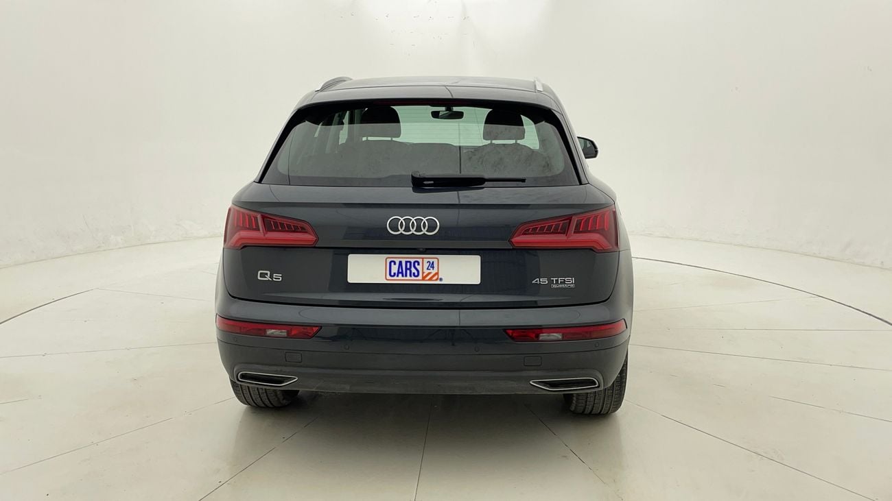 أودي Q5 45 TFSI QUATTRO BASIC 2 | بدون دفعة مقدمة | اختبار القيادة في المنزل