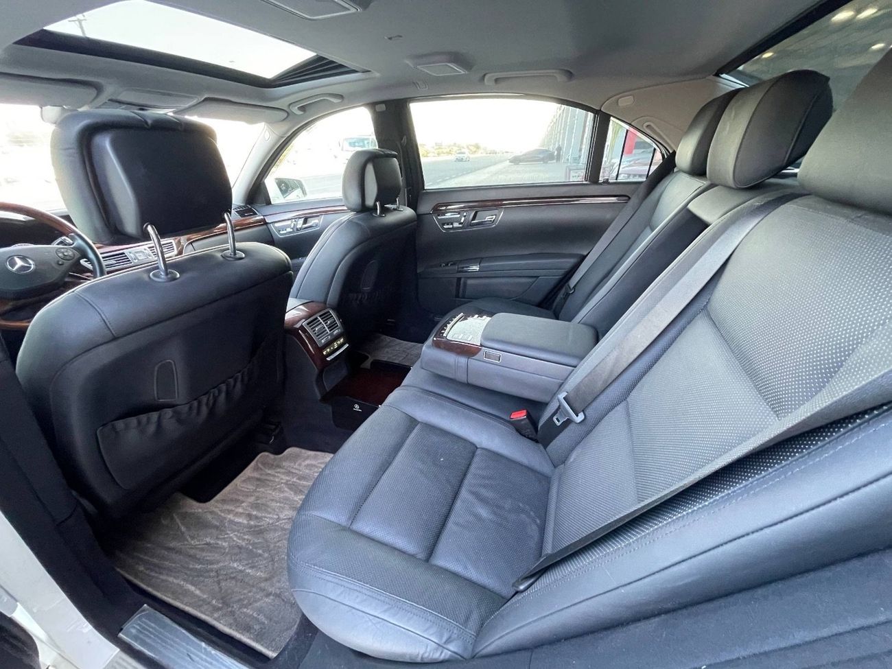 مرسيدس بنز S 400 S400 ماشي فقط 48000