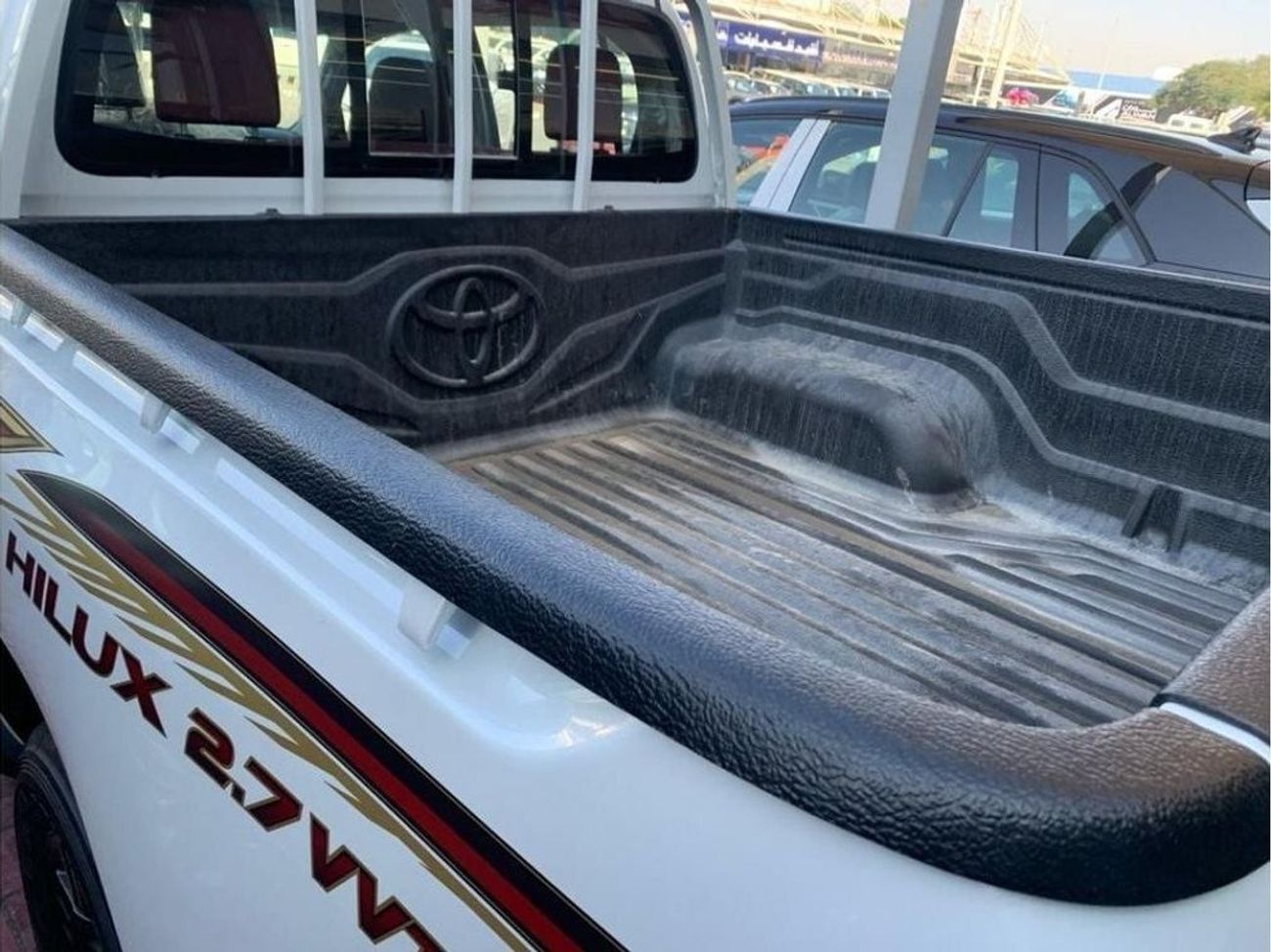 تويوتا هيلوكس 2025 TOYOTA HILUX D/C GLXS-V 2.7L V4 AT FULL OPTION