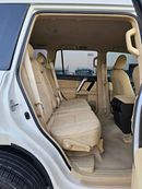 تويوتا برادو GXR V4 2.7L/ 4WD GCC/  LEATHER SEATS/ DVD CAMERA/  TYRE DOWN/  LOW MILEAGE/ EXPORT ONLY / LOT#64297