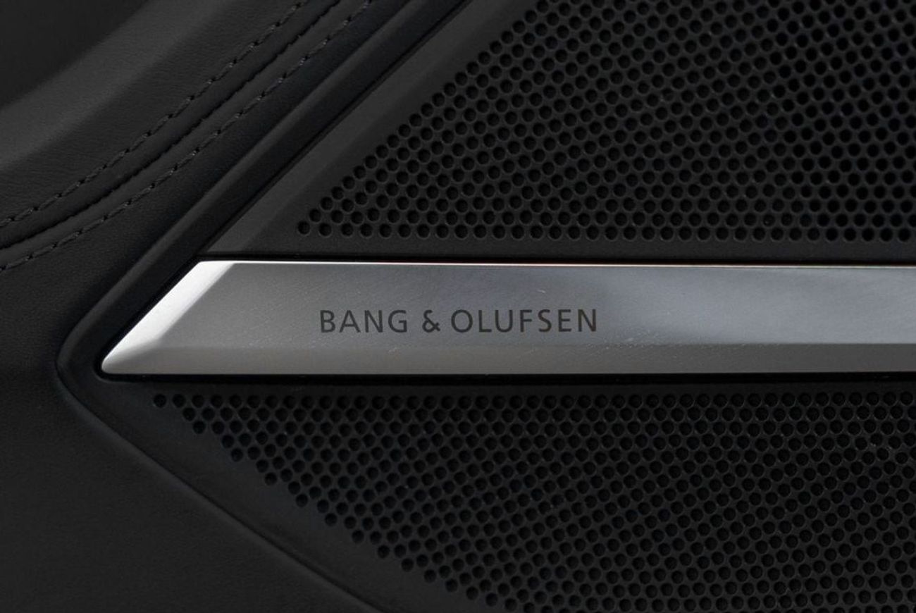 Audi A8 L 60 TFSI quattro 4.0L (454 HP) L  quattro 4.0L (454 HP)