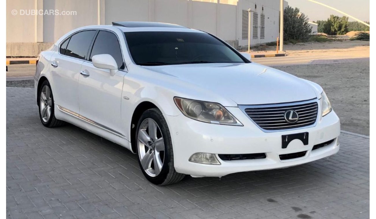 Lexus LS460