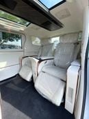 لكزس LM 350h Lm350 VIP Seats -- Where Business Class becomes First Class on wheels