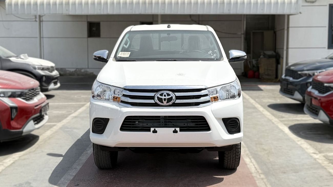تويوتا هيلوكس GL Toyota Hilux 2.7L Petrol MT SC 4x4 2025YM