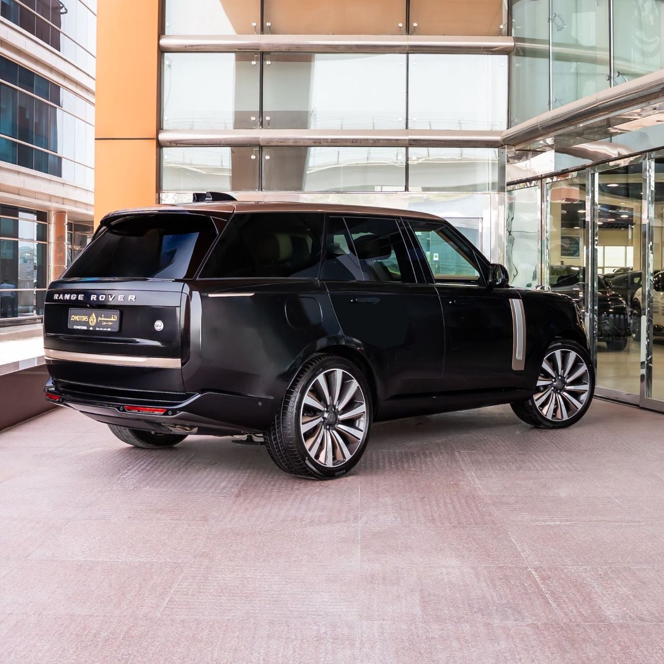 Land Rover Range Rover SV LWB P615