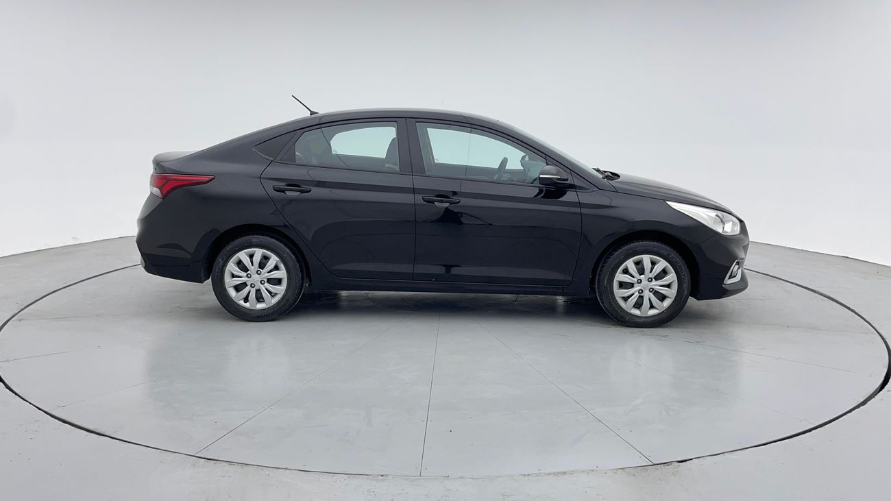 هيونداي أكسنت GL 1.6 | بدون دفعة مقدمة | اختبار قيادة مجاني للمنزل