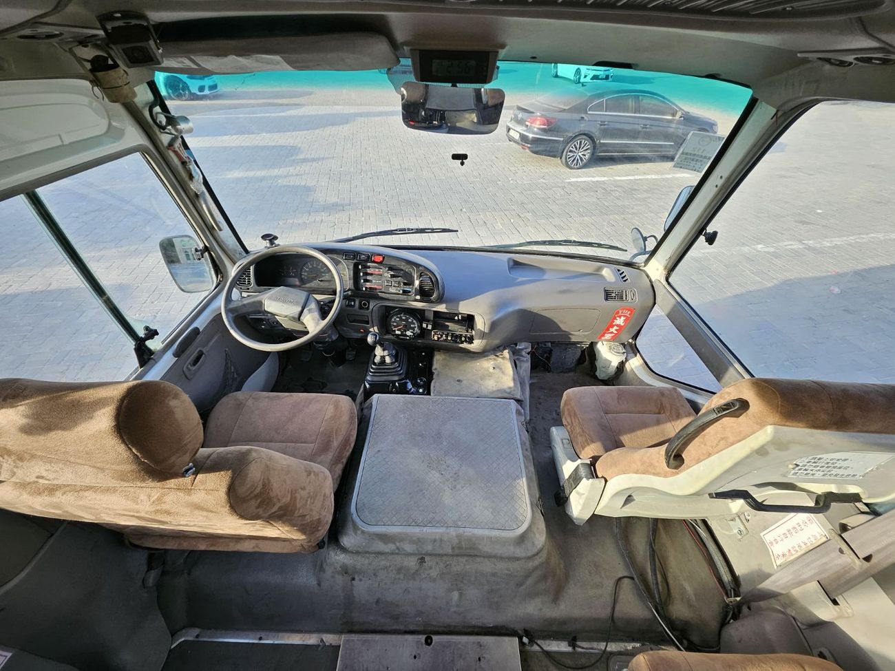 Toyota Coaster Toyota coaster diesel 30 seaters 2008 LHD white in colour