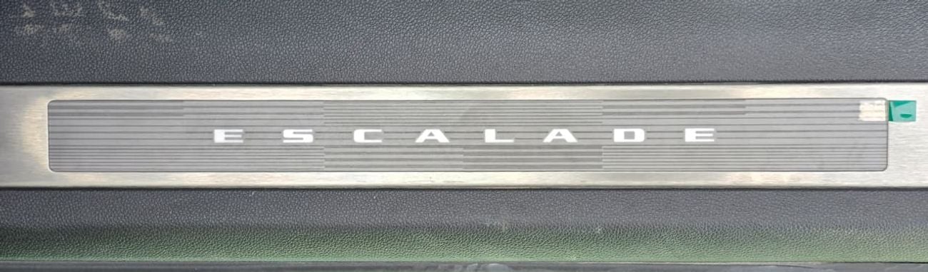Cadillac Escalade Premium Luxury 6.2L AWD