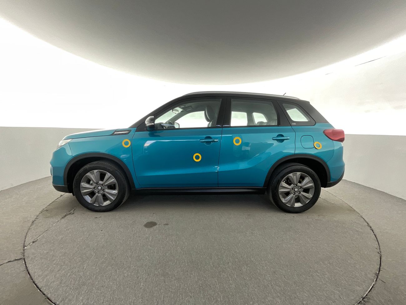 سوزوكي فيتارا GLX | National Day Celebration | شامل الضمان | 0 ﺪﻔﻋﺓ ﺃﻮﻟﻯ