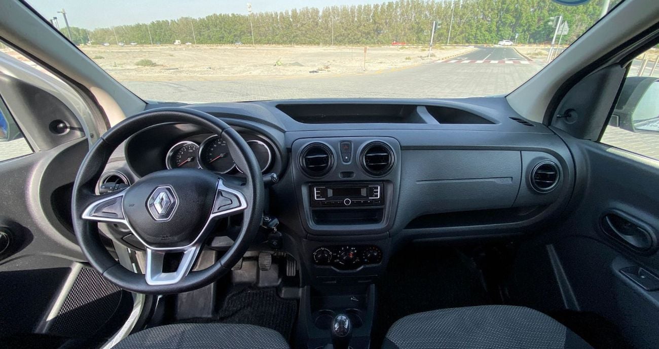 رينو دوكر Renault Dokker  2022 1.6L GCC accident free in excellent condition 478 P.M