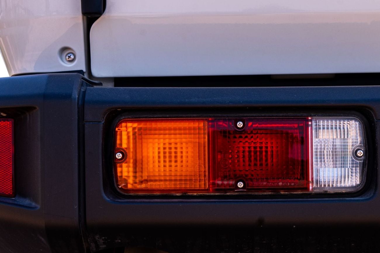 تويوتا لاند كروزر Toyota Land Cruiser 2026 70 Series 76 4.0L 4WD 5-door