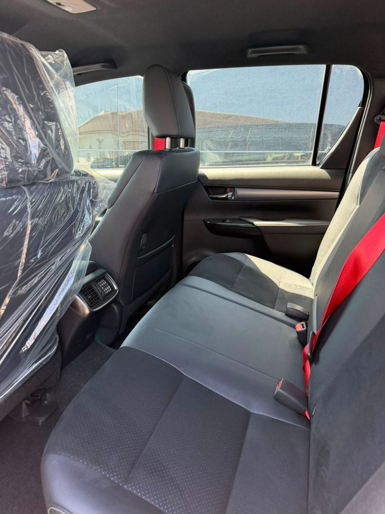 تويوتا هيلوكس Toyota Hilux GR-S 4.0 EXPORT ONLY!!!