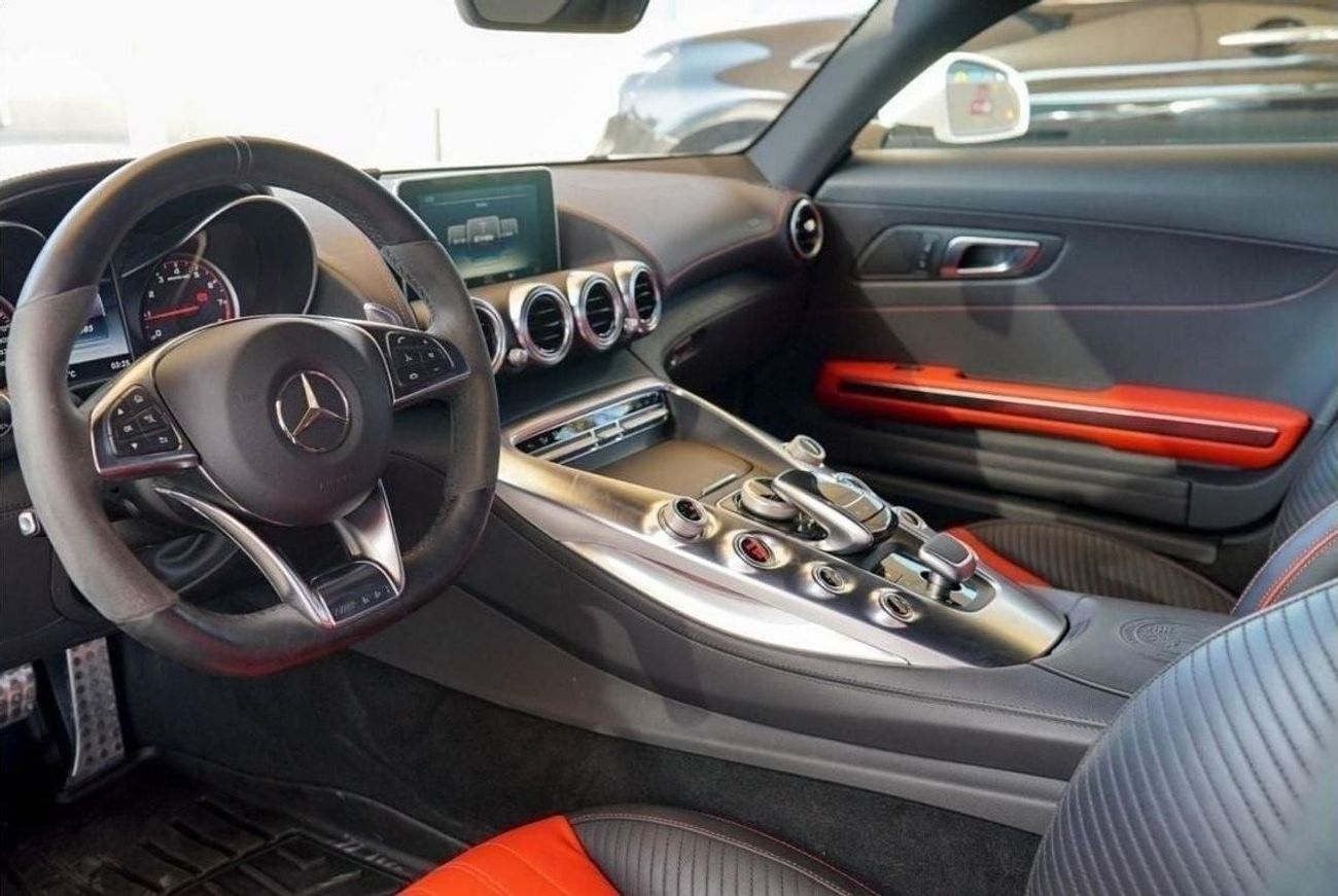 Mercedes-Benz AMG GT S 