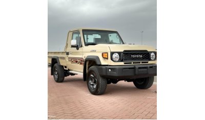 تويوتا لاند كروزر بيك آب Toyota Land Cruiser Pickup LC79 Petrol 4.0L Single Cab Manual