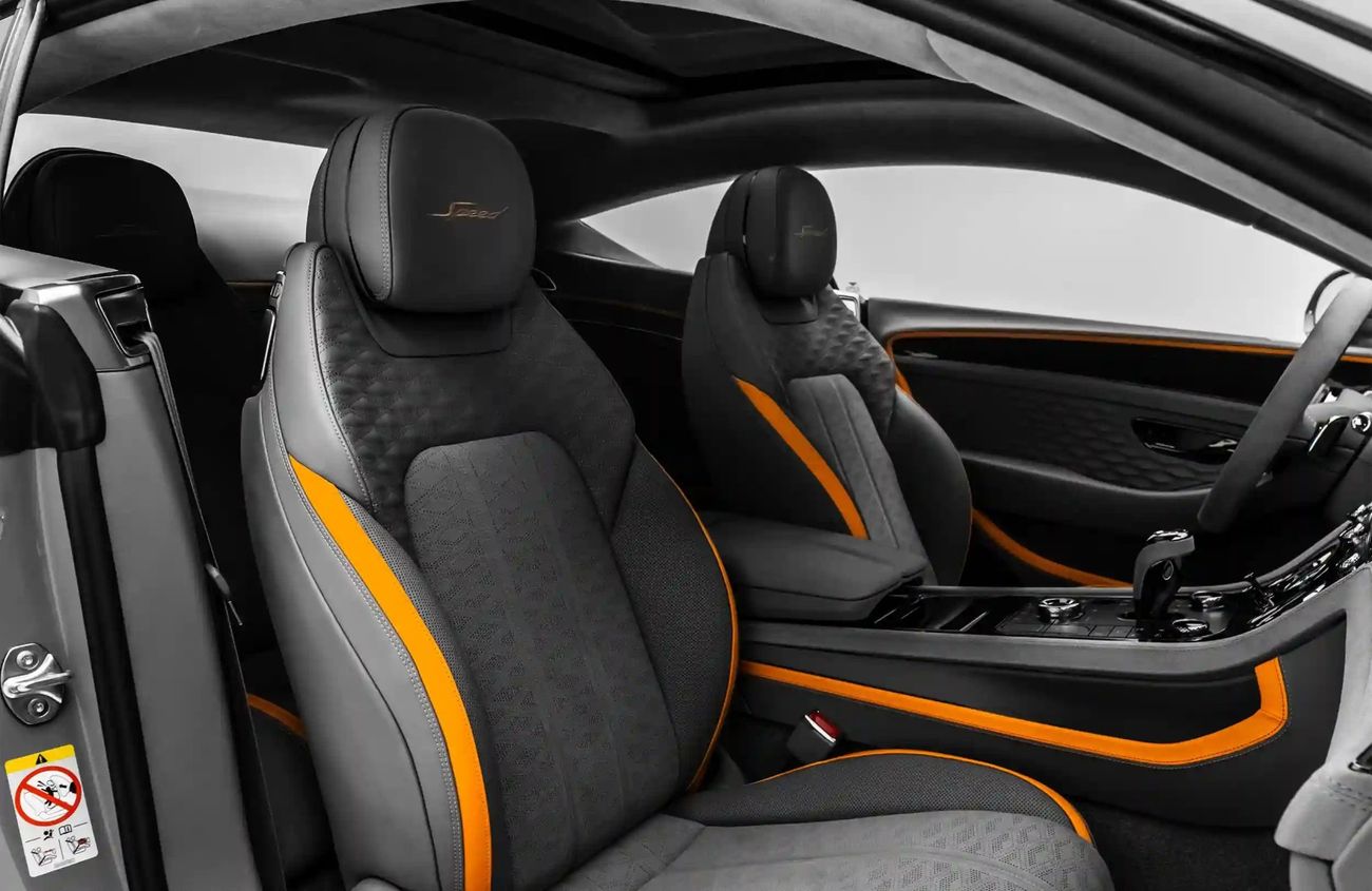 بنتلي كونتيننتال 4.4L V-8 Twin-Turbocharged Engine