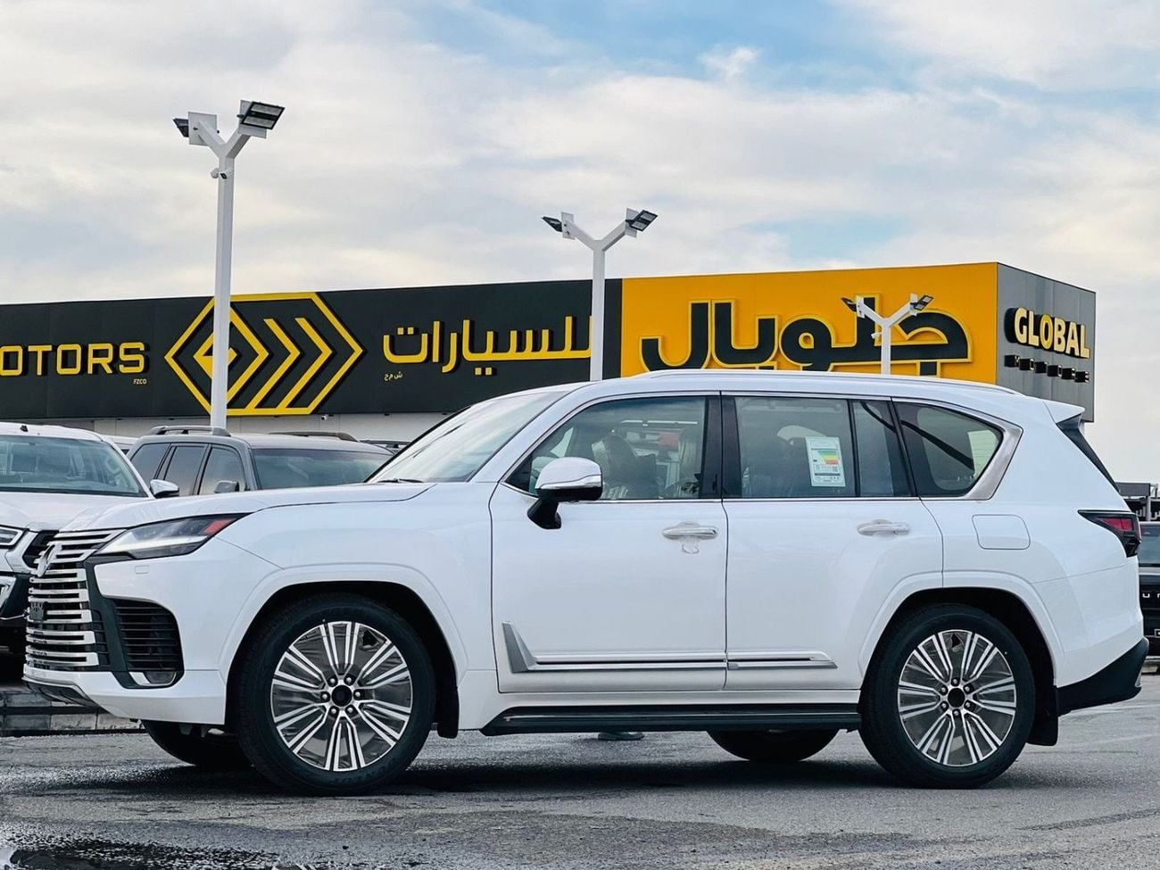 Lexus LX 600