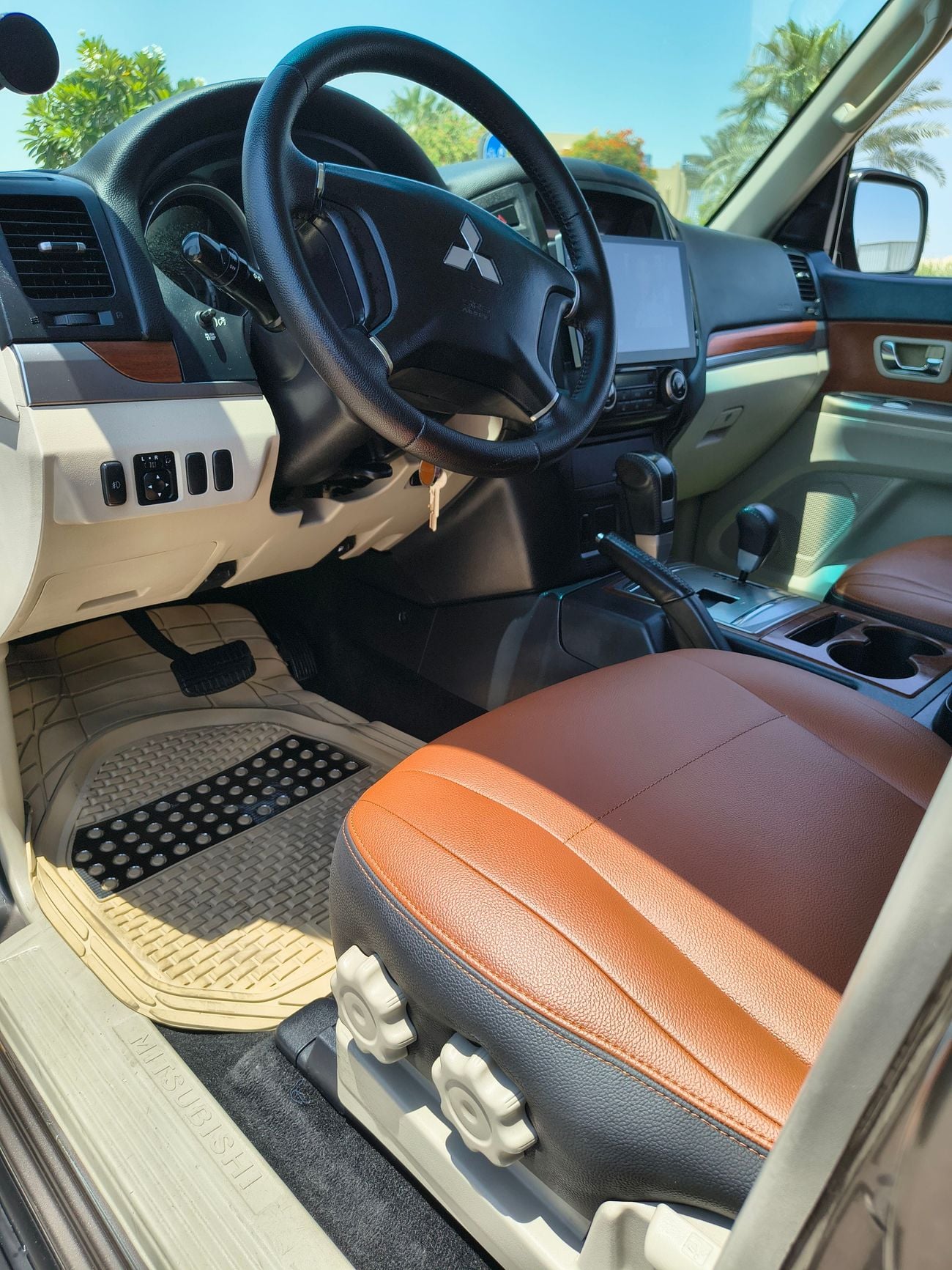 Mitsubishi Pajero GLS MIDLINE