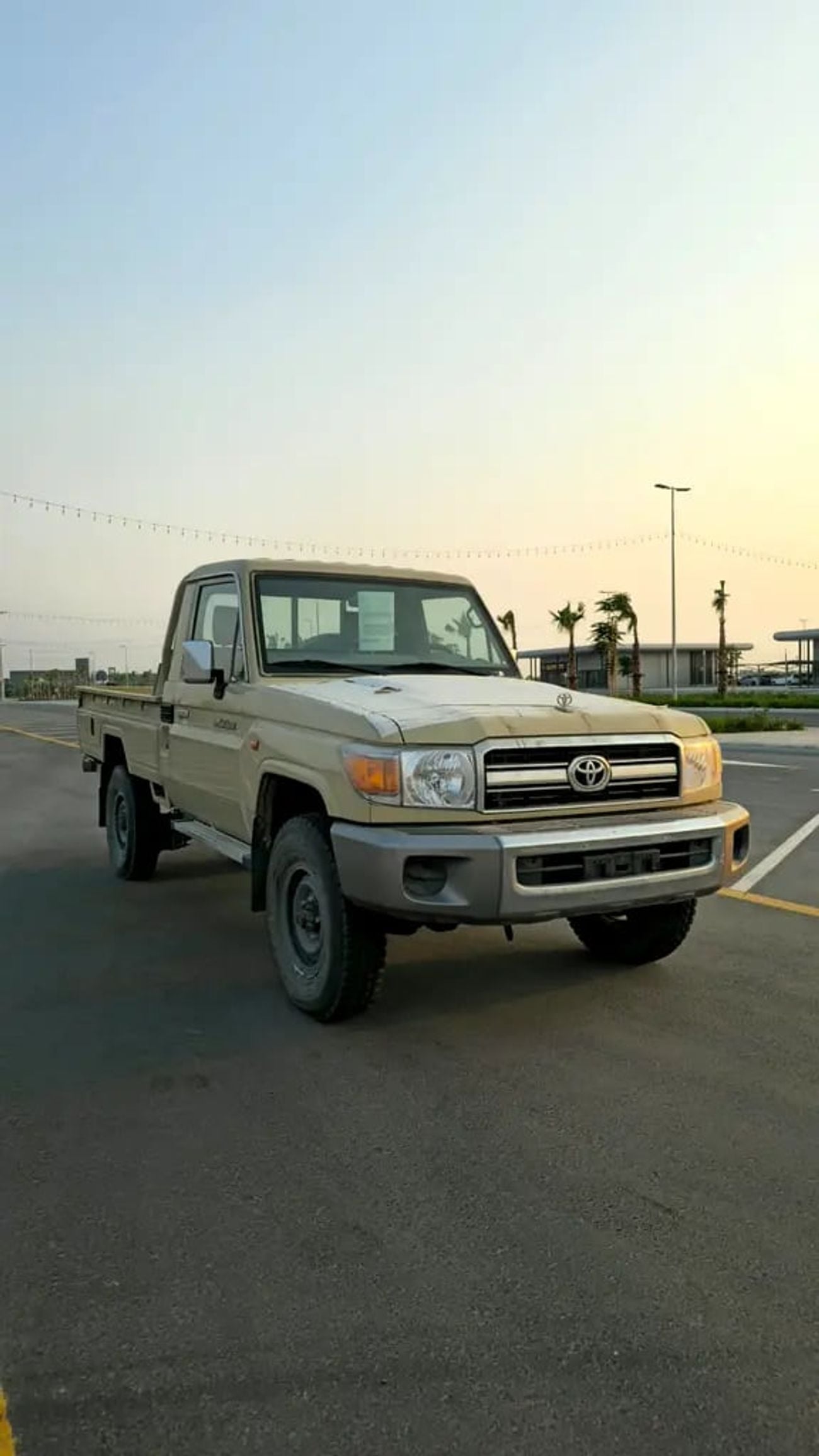 Toyota Land Cruiser 70 LC79 STANDARD LC 79 Base GCC Specs