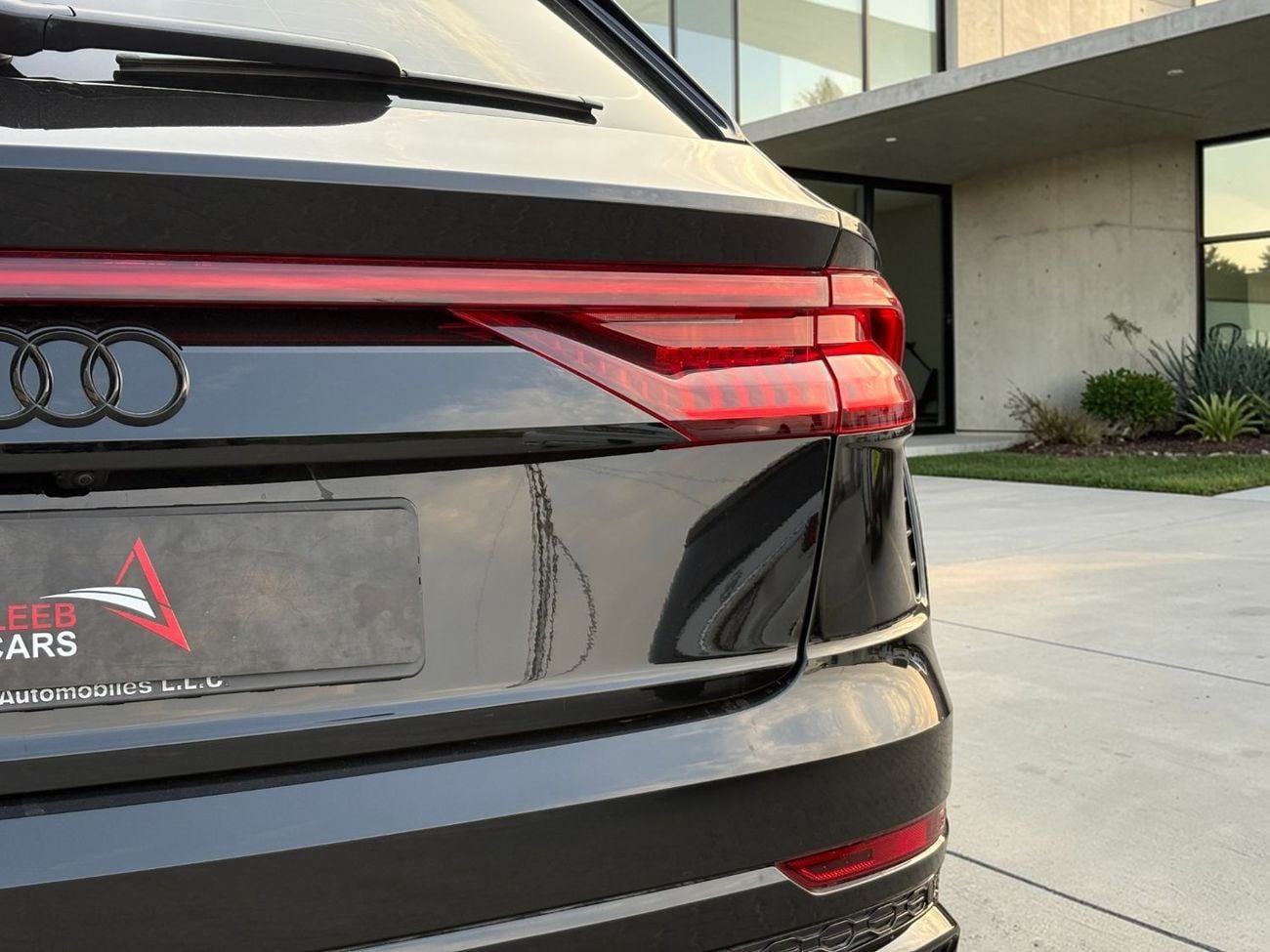 Audi RSQ8 TFSI quattro 4.0L AED 8,700 P.M | 0% DOWN PAYMENT | AUDI RS Q8 | 4.0L V8 4WD | 2023 | GCC SPECS