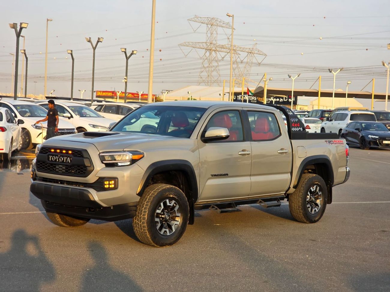 Toyota Tacoma 2020 Toyota Tacoma TRD off Road full option 3.5L V6 4x4 , Push button and leather seats