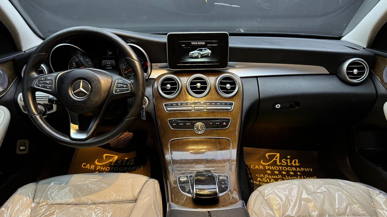 مرسيدس بنز C 300