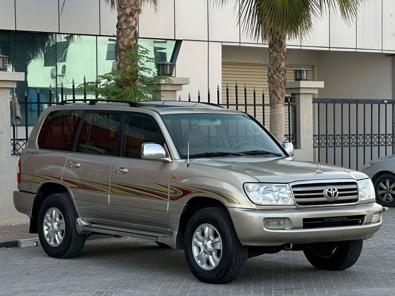 Toyota Land Cruiser تويوتا لاندكروزر GXR V6 خليجي 2004