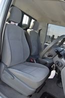 تويوتا لاند كروزر بيك آب ingle cabin 4.5L, perfect inside and outside