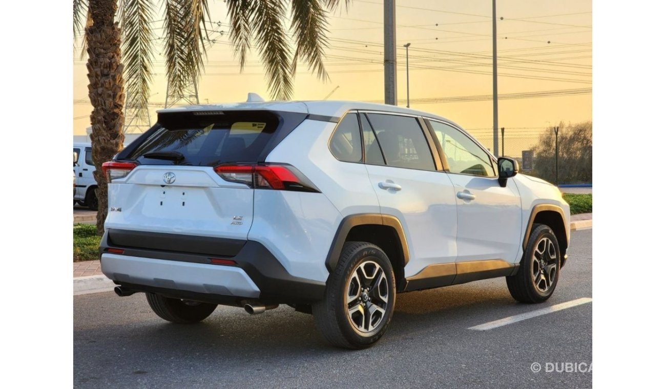 تويوتا راف ٤ TOYOTA RAV4 LE 4X4 2023