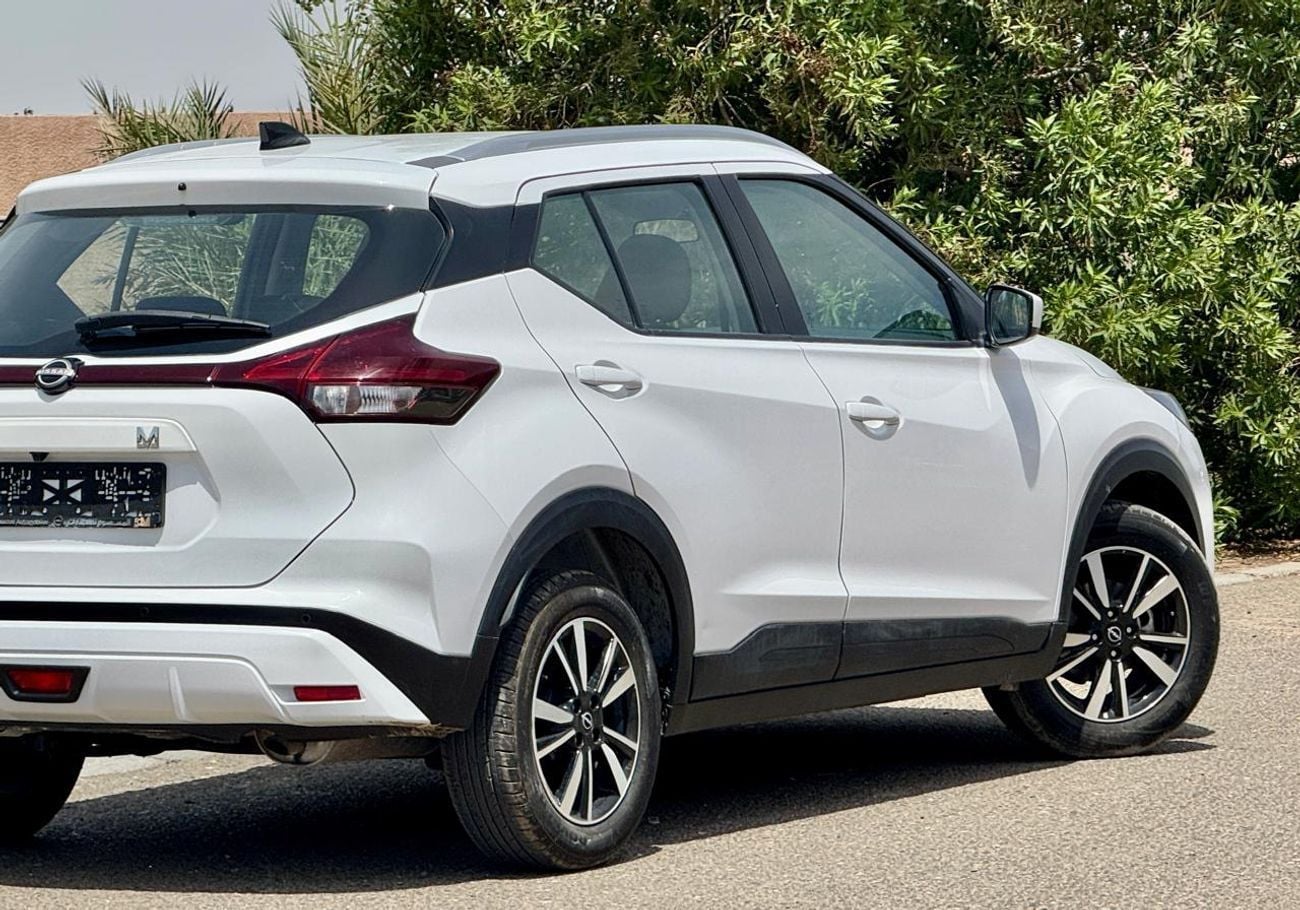 Nissan Kicks SV 1.6L 710-Monthly l GCC  1.6L, Cruise, Camera l Accident Free