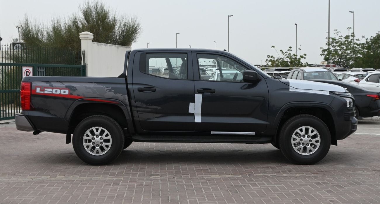 Mitsubishi L200 GLX Triton/ 2.4L Petrol 5M/T, Double Cabin / 2024MY, Different Colors Available QUANTITY.