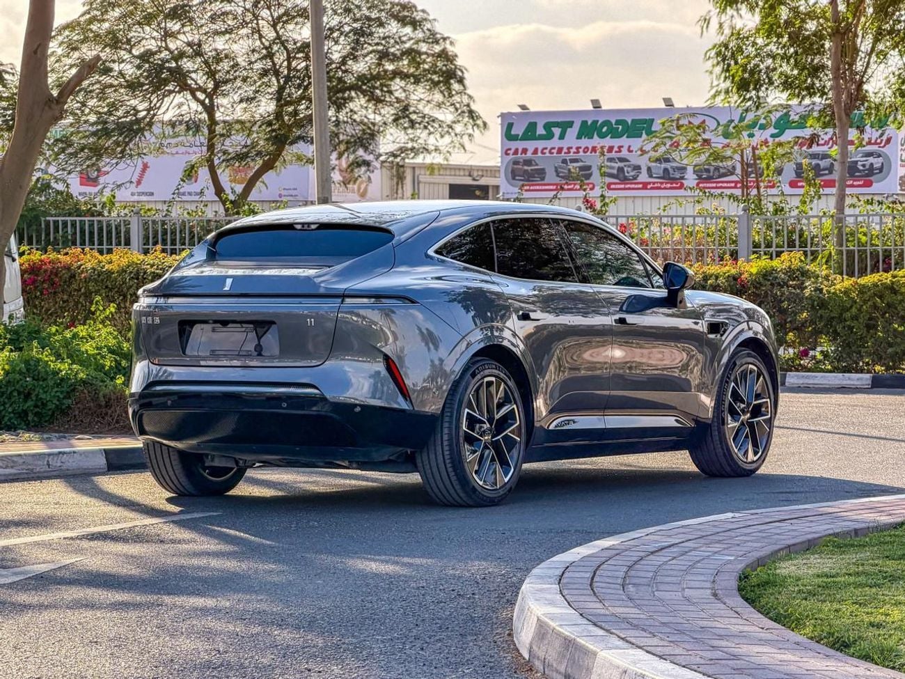 Avatr 11 SPORT 2023 Avatr 11 Performance AWD | 90 kWh | 592 Hp | Range (580 Km) | Law Mileage (69,000 Km)