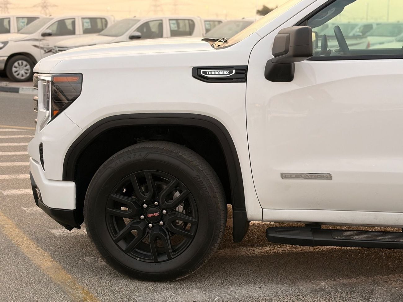 GMC Sierra 1500 Elevation 2.7L TurboMax | 310 HP |