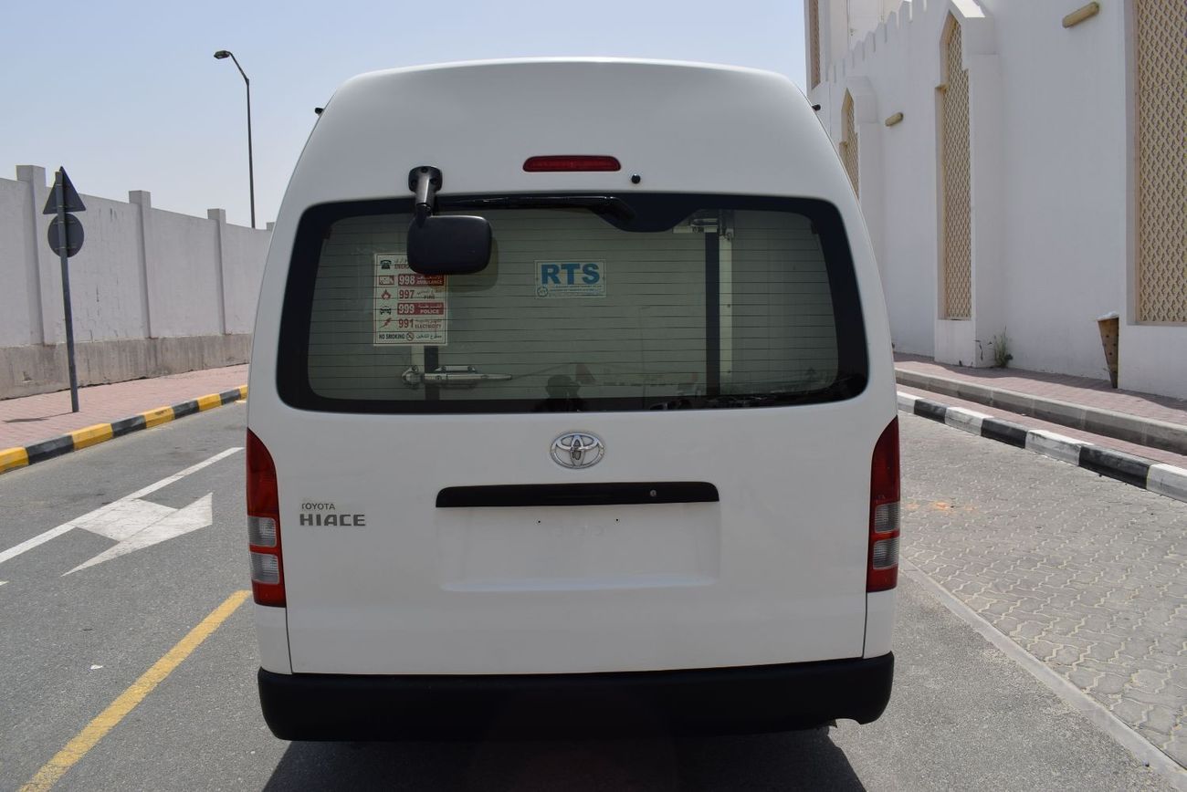 Toyota Hiace GLS - High Roof Toyota Hiace Highroof Freezer 2.7L, model:2020. Excellent condition