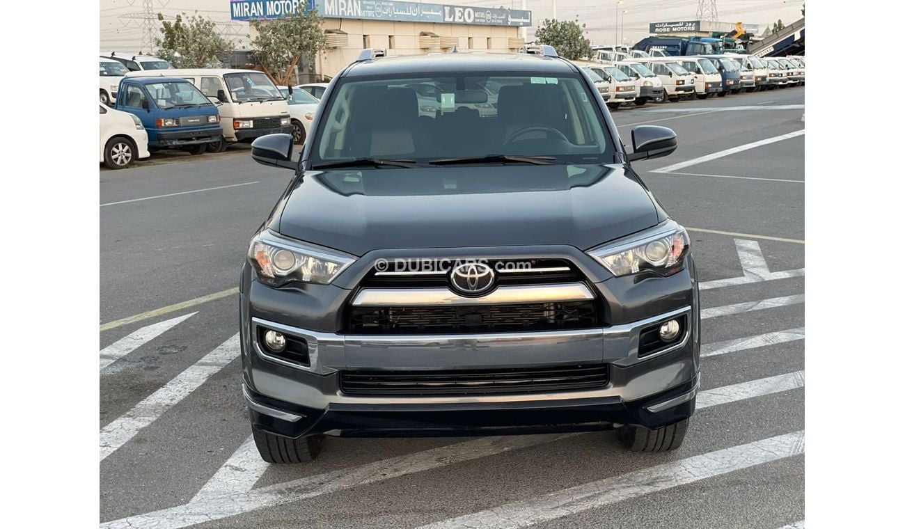 Toyota 4Runner 2020 TOYOTA 4RUNNER SR5  4x4   4.0L -V6 All wheel drive / EXPORT ONLY