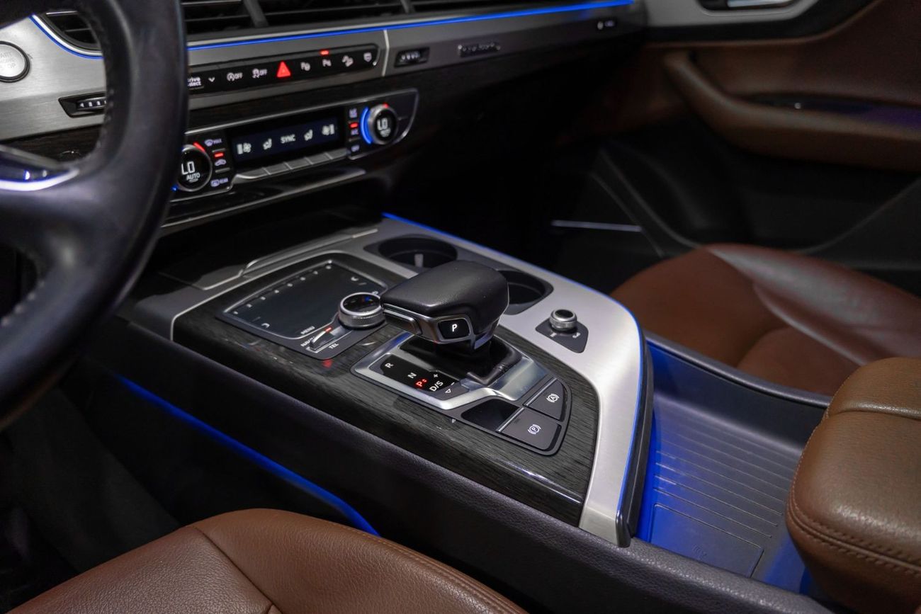 Audi Q7 45 TFSI quattro