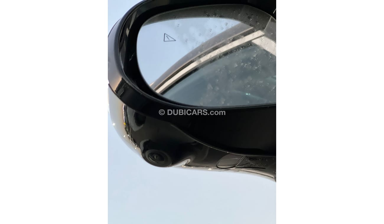 Hyundai Santa Fe 2.5 L 4x4 Panoramic roof  360 camera  Heated seat  Ventilation seat