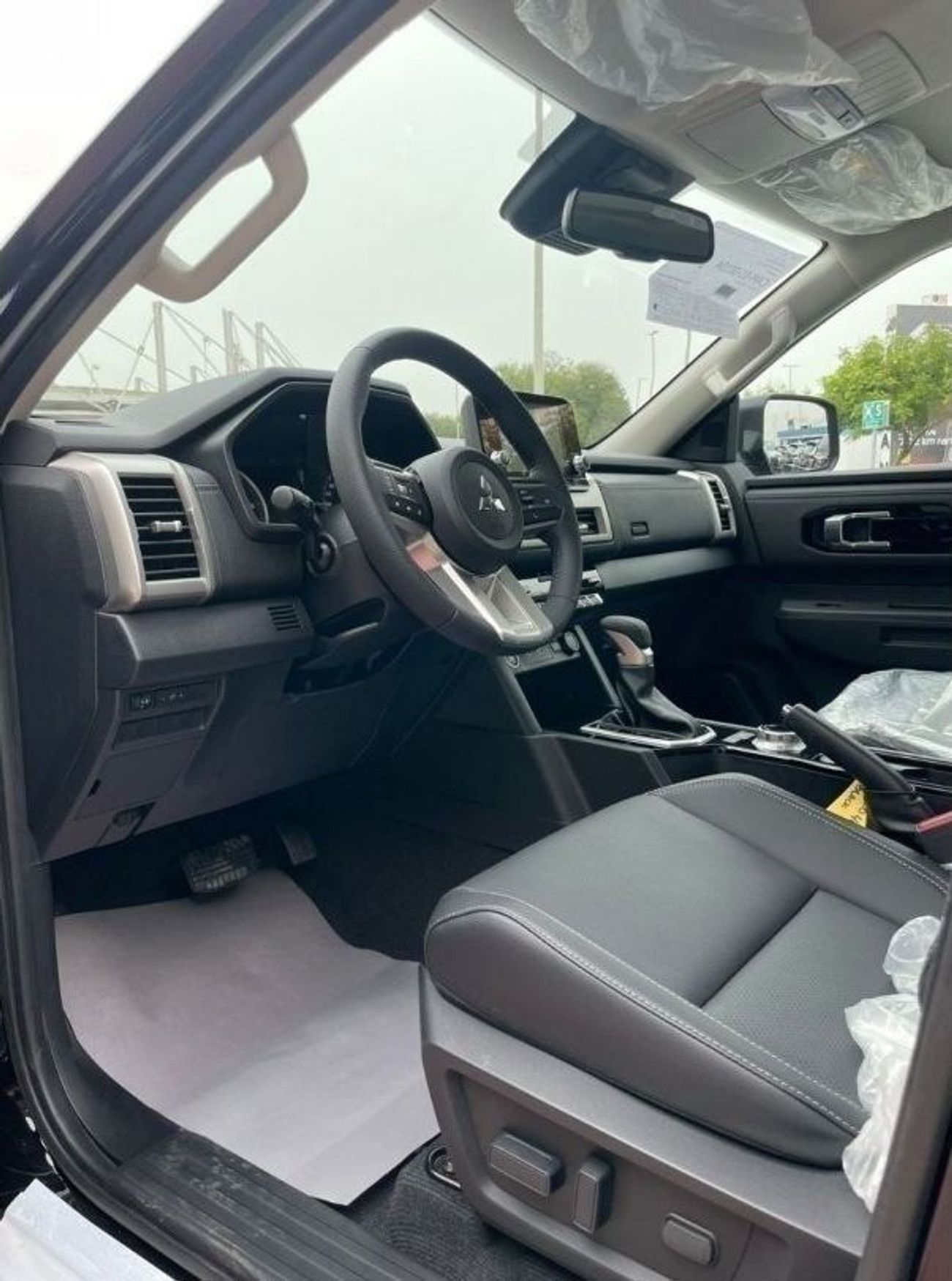 Mitsubishi L200 MITSUBISHI L200 SPORTERO 2.4L DIESEL FULL OPTION 2024