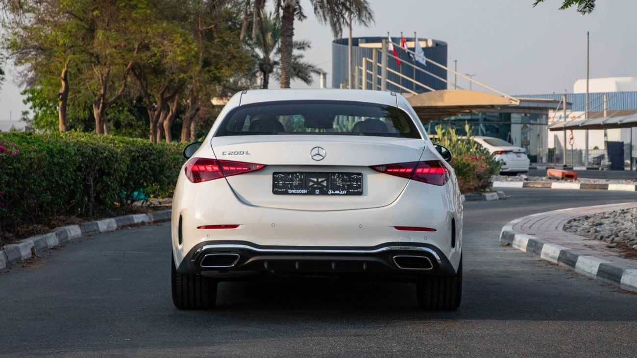 مرسيدس بنز C 200 L 2025 | For Local Registration +10%
