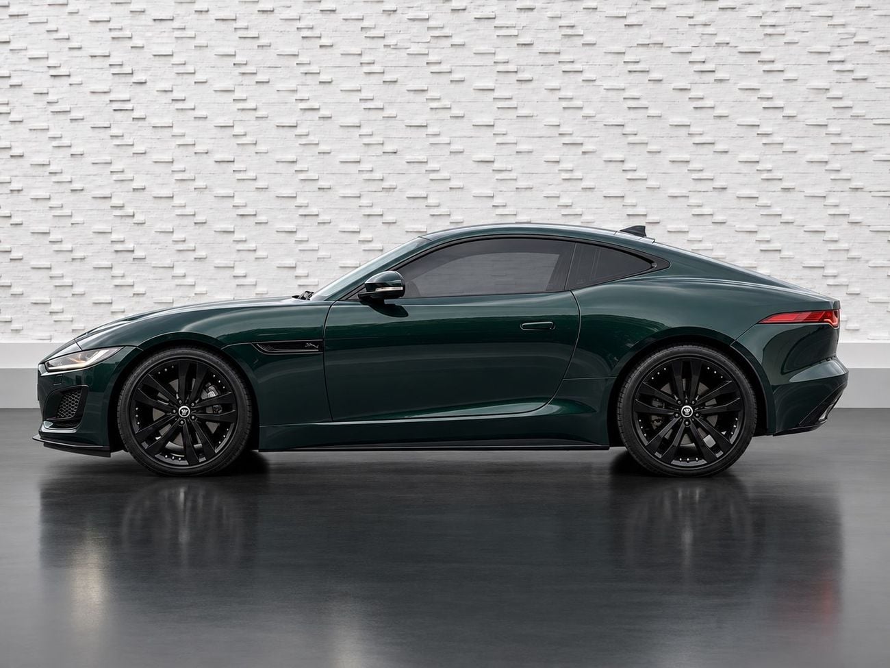 جاكوار F Type آر - ديناميك
