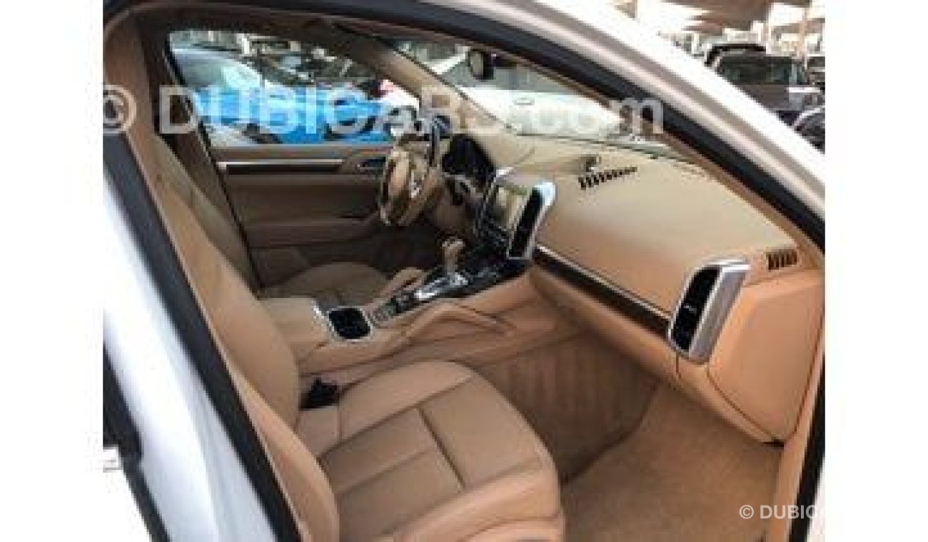 بورش كايان Sالنوع :  بورش كايين    الموديل : 2014    المواصفات : خليجية فل مواصفات سقف بانوراماV8فل مواصفات ستا