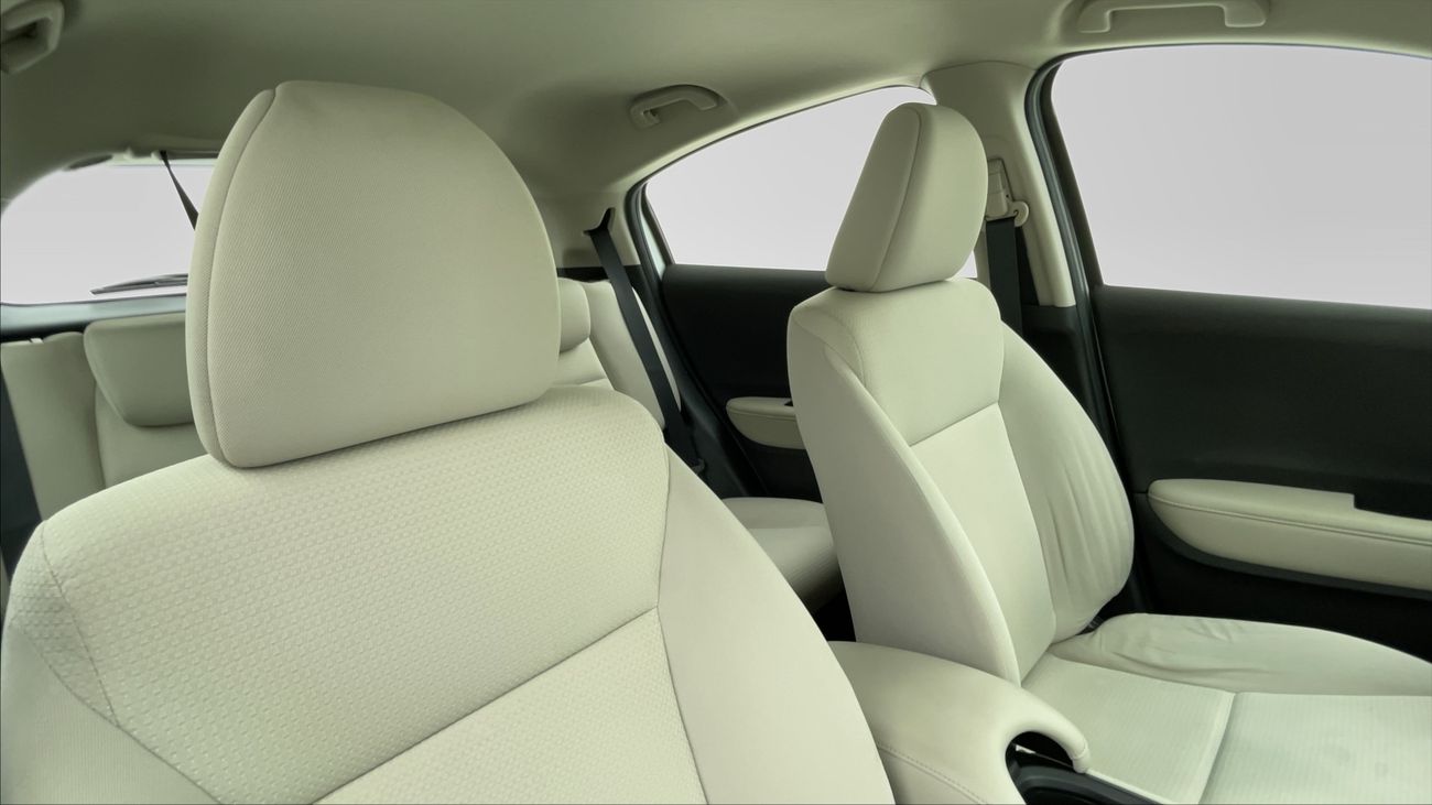 هوندا HRV LX 1.8 | بدون دفعة مقدمة | اختبار القيادة في المنزل