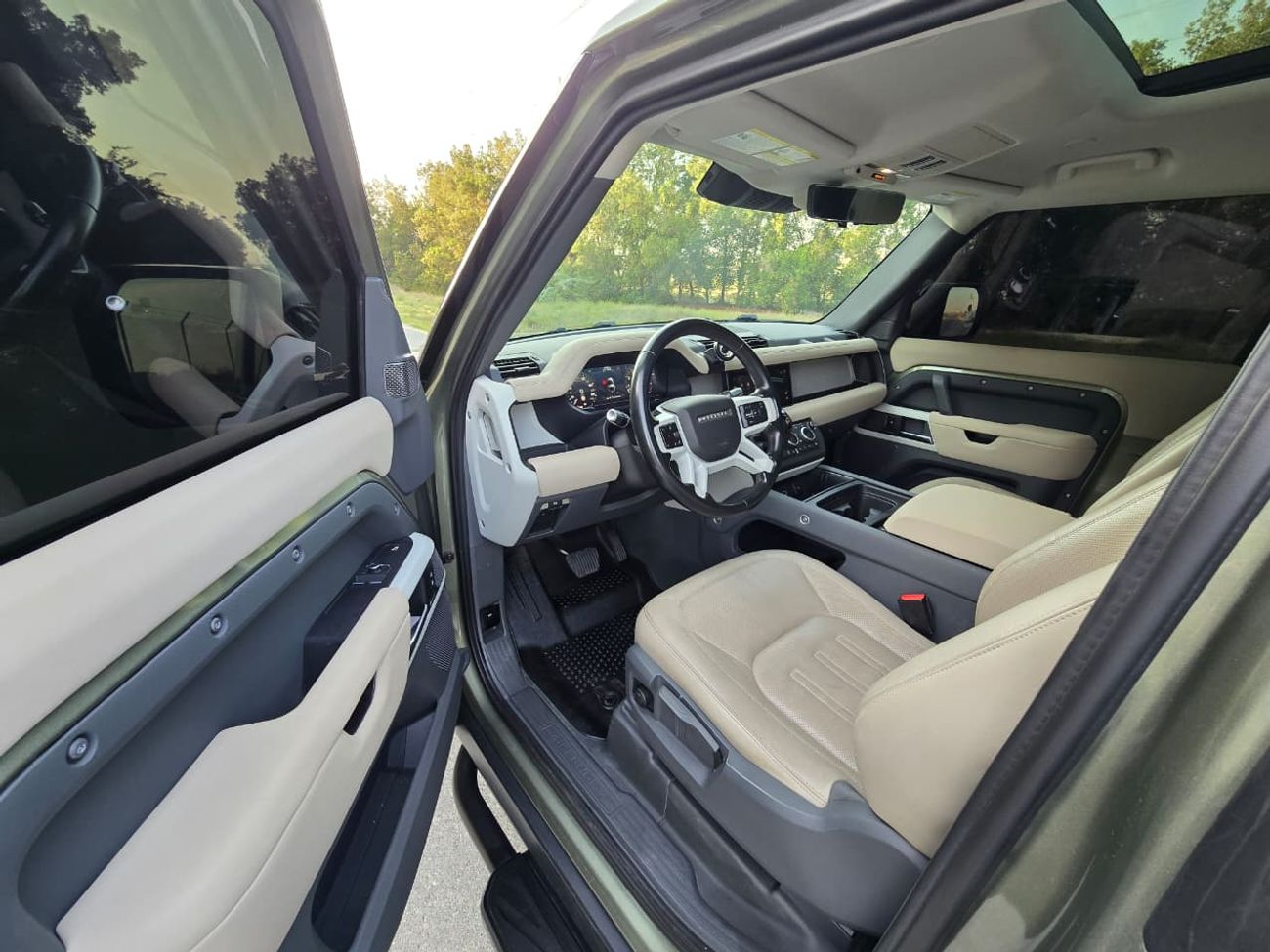 Land Rover Defender P300 90 SE 2.0L (5 Seater) LAND ROVER DEFENDER 2022 // PERFECT CONDITION INSIDE & OUT SIDE