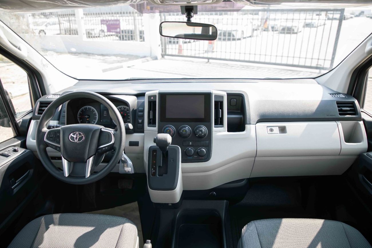 تويوتا هاياس 3.5L- White Inside Grey | Export Only