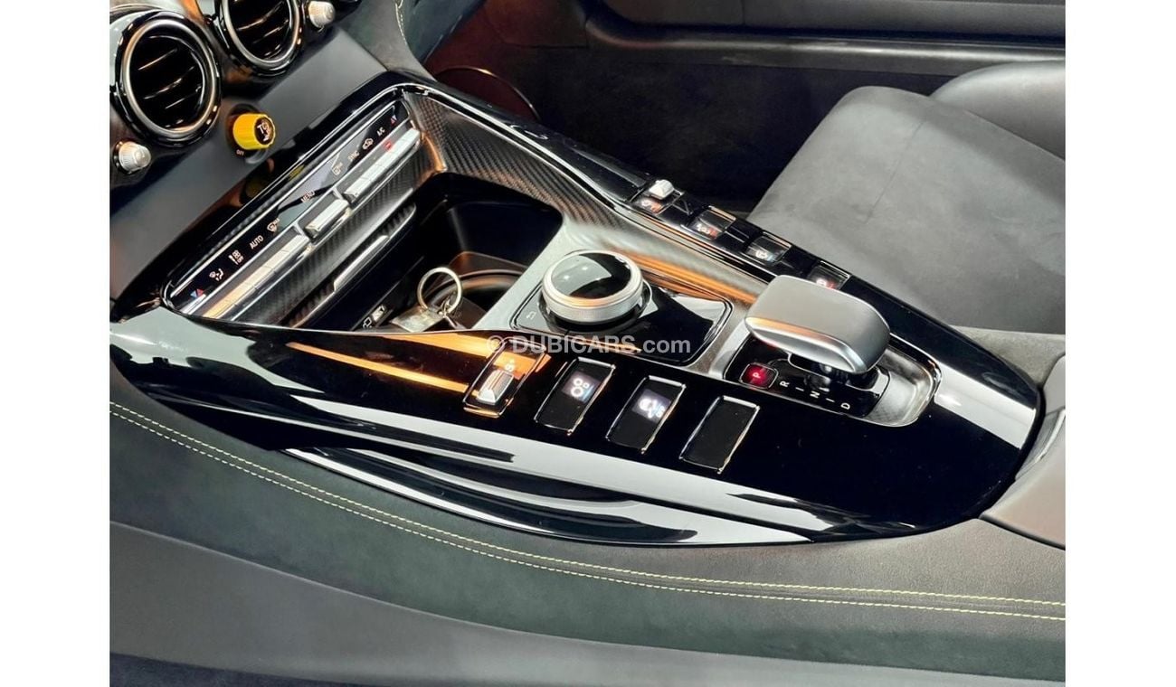 Mercedes-Benz AMG GTR 2020 Mercedes GT R PRO, Full Service History, Warranty, GCC