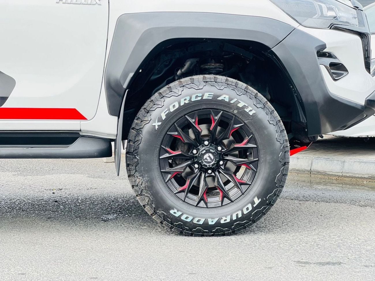 تويوتا هيلوكس GL 2.7L Double Cab Utility