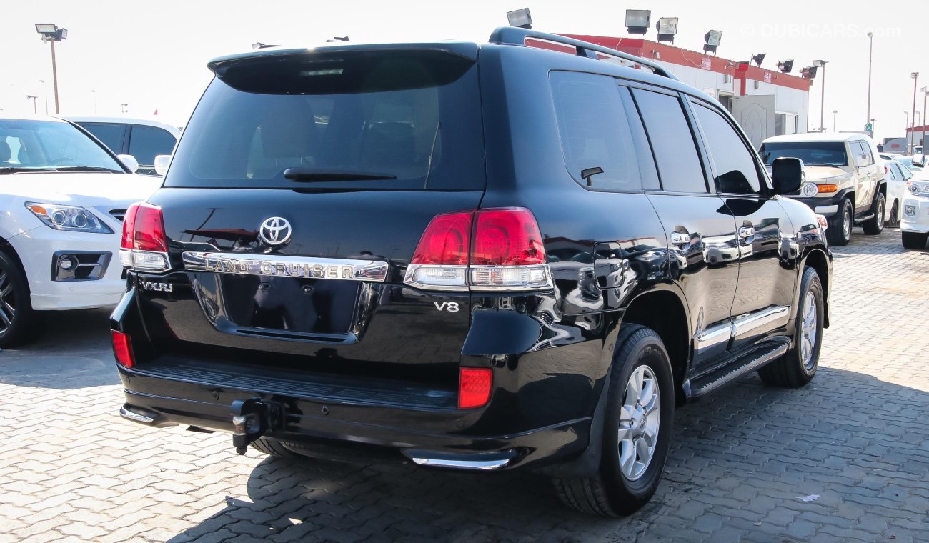 Toyota Land Cruiser VXR 2015 body kit